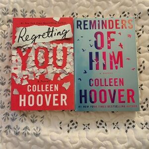 Colleen Hoover book set - Regretting You and Reminders of Him